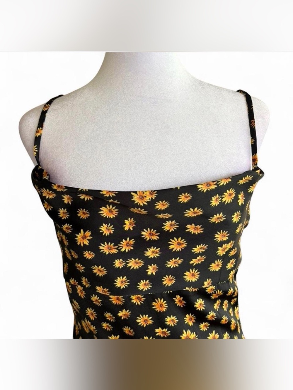 REVOLVE We Wore What ditsy daisies black yellow floral mid dress - Picture 2 of 8